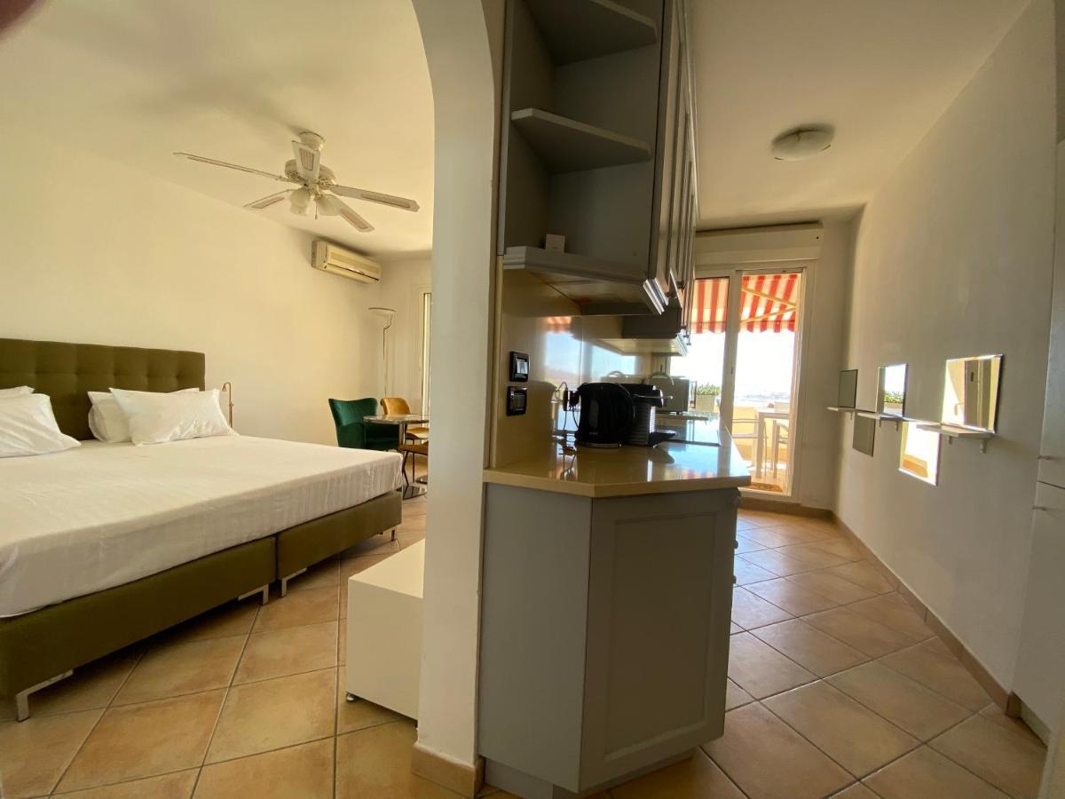 شقة Mansfield Vue Carte Postale Terrasse Piscine Calme Port A 200M A Pied مينتون المظهر الخارجي الصورة